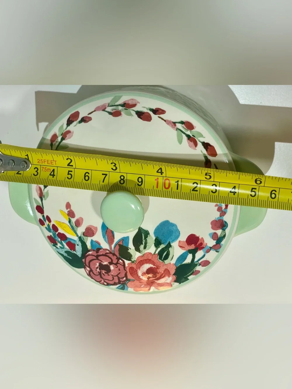 The Pioneer Woman Prairie Signature Mini Stoneware Casserole Dish with Lid